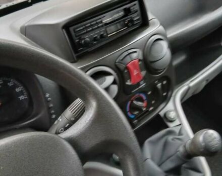 Белый Фиат Добло, объемом двигателя 1.4 л и пробегом 35 тыс. км за 8500 $, фото 34 на Automoto.ua