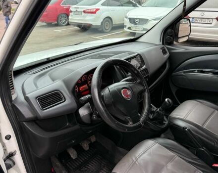 Белый Фиат Добло, объемом двигателя 1.2 л и пробегом 220 тыс. км за 5999 $, фото 12 на Automoto.ua