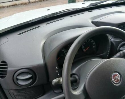 Белый Фиат Добло, объемом двигателя 1.4 л и пробегом 35 тыс. км за 8500 $, фото 14 на Automoto.ua