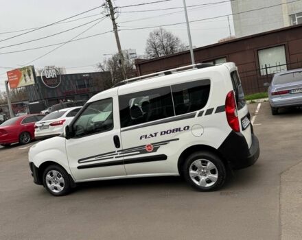 Белый Фиат Добло, объемом двигателя 1.2 л и пробегом 220 тыс. км за 5999 $, фото 8 на Automoto.ua