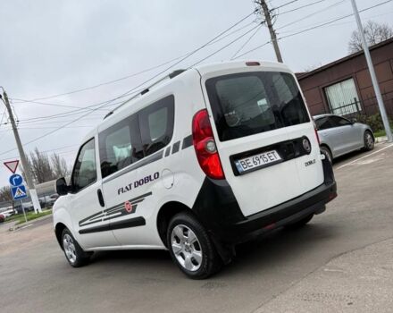 Белый Фиат Добло, объемом двигателя 1.2 л и пробегом 220 тыс. км за 5999 $, фото 7 на Automoto.ua