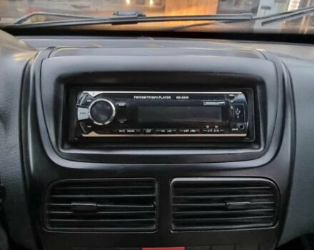 Білий Фіат Добло, об'ємом двигуна 1.6 л та пробігом 196 тис. км за 4999 $, фото 18 на Automoto.ua