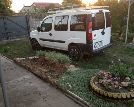 Білий Фіат Добло, об'ємом двигуна 1.37 л та пробігом 240 тис. км за 3800 $, фото 4 на Automoto.ua