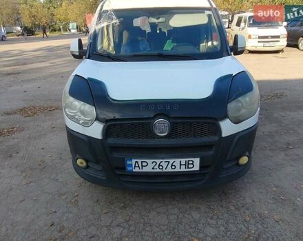 Белый Фиат Добло, объемом двигателя 1.4 л и пробегом 290 тыс. км за 2550 $, фото 4 на Automoto.ua