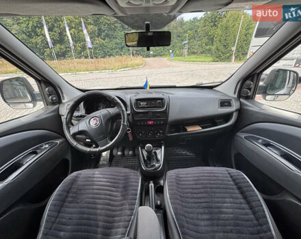 Белый Фиат Добло, объемом двигателя 1.3 л и пробегом 247 тыс. км за 6599 $, фото 21 на Automoto.ua