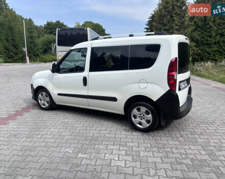 Белый Фиат Добло, объемом двигателя 1.3 л и пробегом 247 тыс. км за 6599 $, фото 7 на Automoto.ua