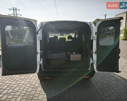 Білий Фіат Добло, об'ємом двигуна 1.25 л та пробігом 205 тис. км за 6200 $, фото 12 на Automoto.ua