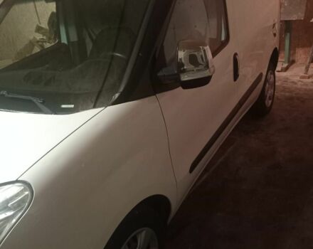 Белый Фиат Добло, объемом двигателя 1.2 л и пробегом 380 тыс. км за 3300 $, фото 7 на Automoto.ua