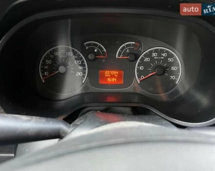 Белый Фиат Добло, объемом двигателя 1.25 л и пробегом 207 тыс. км за 5300 $, фото 5 на Automoto.ua