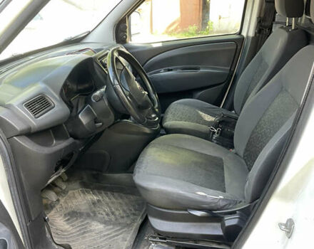 Білий Фіат Добло, об'ємом двигуна 1.25 л та пробігом 300 тис. км за 4850 $, фото 6 на Automoto.ua