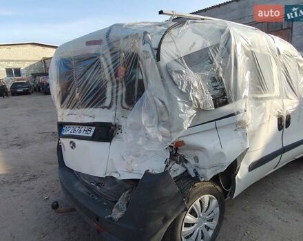 Белый Фиат Добло, объемом двигателя 1.4 л и пробегом 290 тыс. км за 2550 $, фото 1 на Automoto.ua