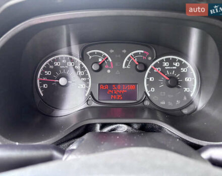 Белый Фиат Добло, объемом двигателя 1.3 л и пробегом 247 тыс. км за 6599 $, фото 32 на Automoto.ua