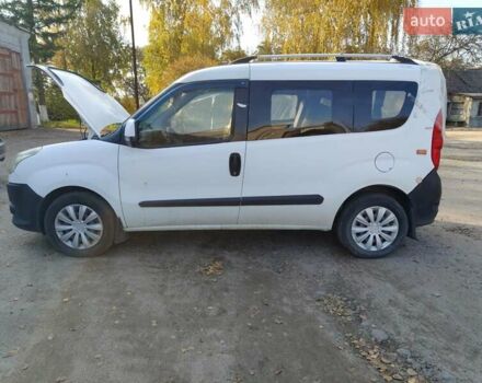 Белый Фиат Добло, объемом двигателя 1.4 л и пробегом 290 тыс. км за 2550 $, фото 10 на Automoto.ua