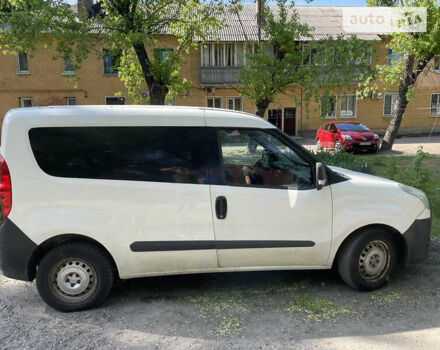 Білий Фіат Добло, об'ємом двигуна 1.25 л та пробігом 300 тис. км за 4850 $, фото 2 на Automoto.ua
