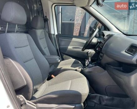 Білий Фіат Добло, об'ємом двигуна 1.25 л та пробігом 235 тис. км за 4700 $, фото 9 на Automoto.ua