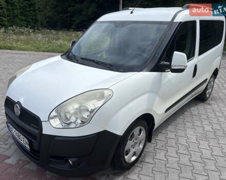 Белый Фиат Добло, объемом двигателя 1.3 л и пробегом 247 тыс. км за 6599 $, фото 9 на Automoto.ua