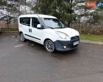 Белый Фиат Добло, объемом двигателя 1.25 л и пробегом 263 тыс. км за 3650 $, фото 4 на Automoto.ua