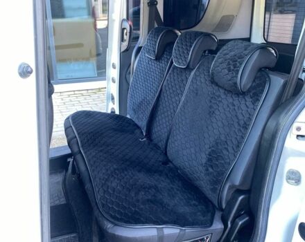 Белый Фиат Добло, объемом двигателя 1.6 л и пробегом 298 тыс. км за 7500 $, фото 7 на Automoto.ua