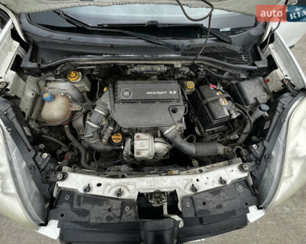 Белый Фиат Добло, объемом двигателя 1.25 л и пробегом 144 тыс. км за 4100 $, фото 17 на Automoto.ua