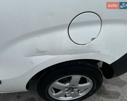 Белый Фиат Добло, объемом двигателя 1.25 л и пробегом 144 тыс. км за 4100 $, фото 9 на Automoto.ua