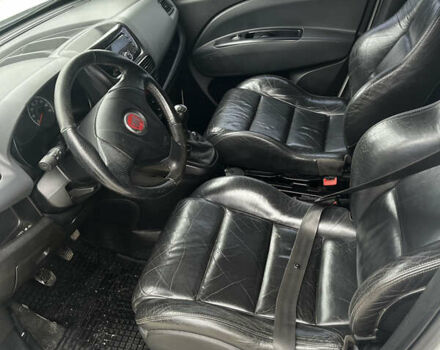 Белый Фиат Добло, объемом двигателя 1.25 л и пробегом 144 тыс. км за 4100 $, фото 11 на Automoto.ua