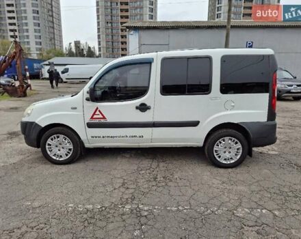 Белый Фиат Добло, объемом двигателя 1.25 л и пробегом 174 тыс. км за 6750 $, фото 15 на Automoto.ua
