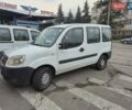 Белый Фиат Добло, объемом двигателя 1.3 л и пробегом 247 тыс. км за 6500 $, фото 1 на Automoto.ua