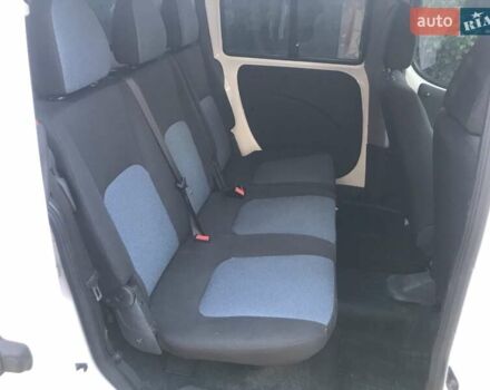 Белый Фиат Добло, объемом двигателя 1.25 л и пробегом 247 тыс. км за 6100 $, фото 9 на Automoto.ua