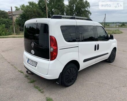 Белый Фиат Добло, объемом двигателя 1.6 л и пробегом 278 тыс. км за 8300 $, фото 6 на Automoto.ua