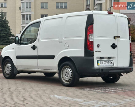 Білий Фіат Добло, об'ємом двигуна 1.4 л та пробігом 190 тис. км за 6500 $, фото 19 на Automoto.ua