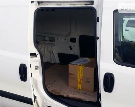 Белый Фиат Добло, объемом двигателя 1.6 л и пробегом 310 тыс. км за 9500 $, фото 11 на Automoto.ua