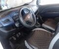 Белый Фиат Добло, объемом двигателя 1.2 л и пробегом 430 тыс. км за 6200 $, фото 3 на Automoto.ua