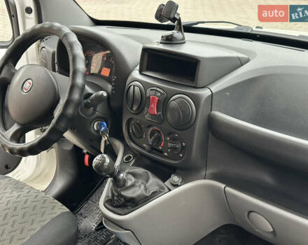 Білий Фіат Добло, об'ємом двигуна 1.4 л та пробігом 190 тис. км за 6500 $, фото 39 на Automoto.ua