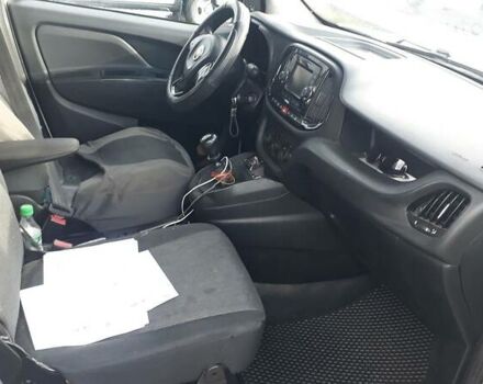 Белый Фиат Добло, объемом двигателя 1.6 л и пробегом 310 тыс. км за 9500 $, фото 10 на Automoto.ua