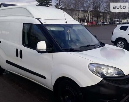 Белый Фиат Добло, объемом двигателя 1.6 л и пробегом 310 тыс. км за 9500 $, фото 5 на Automoto.ua