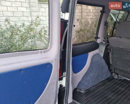 Белый Фиат Добло, объемом двигателя 1.3 л и пробегом 158 тыс. км за 6300 $, фото 6 на Automoto.ua