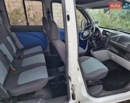 Белый Фиат Добло, объемом двигателя 1.3 л и пробегом 158 тыс. км за 6300 $, фото 8 на Automoto.ua