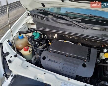 Белый Фиат Добло, объемом двигателя 1.3 л и пробегом 158 тыс. км за 6300 $, фото 15 на Automoto.ua