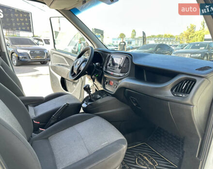 Белый Фиат Добло, объемом двигателя 1.6 л и пробегом 265 тыс. км за 8900 $, фото 17 на Automoto.ua