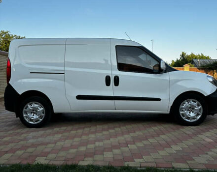 Білий Фіат Добло, об'ємом двигуна 1.6 л та пробігом 261 тис. км за 8400 $, фото 5 на Automoto.ua