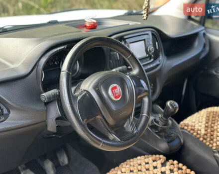 Білий Фіат Добло, об'ємом двигуна 1.25 л та пробігом 244 тис. км за 7150 $, фото 44 на Automoto.ua