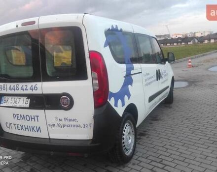 Белый Фиат Добло, объемом двигателя 1.25 л и пробегом 165 тыс. км за 8458 $, фото 6 на Automoto.ua