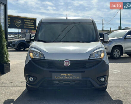 Белый Фиат Добло, объемом двигателя 1.6 л и пробегом 265 тыс. км за 8900 $, фото 6 на Automoto.ua