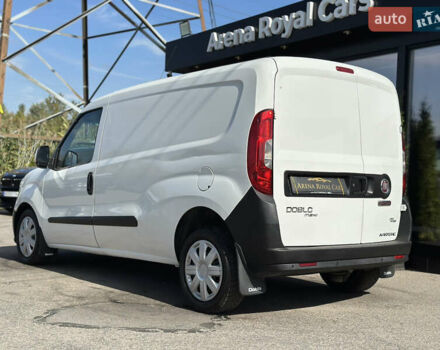 Белый Фиат Добло, объемом двигателя 1.6 л и пробегом 265 тыс. км за 8900 $, фото 11 на Automoto.ua