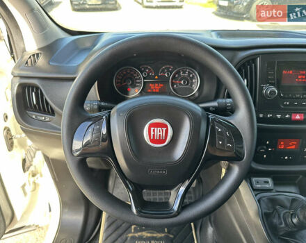 Белый Фиат Добло, объемом двигателя 1.6 л и пробегом 265 тыс. км за 8900 $, фото 21 на Automoto.ua