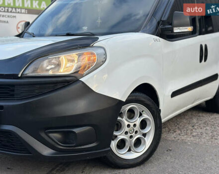 Білий Фіат Добло, об'ємом двигуна 1.25 л та пробігом 244 тис. км за 7150 $, фото 6 на Automoto.ua