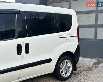 Білий Фіат Добло, об'ємом двигуна 1.25 л та пробігом 244 тис. км за 7150 $, фото 12 на Automoto.ua