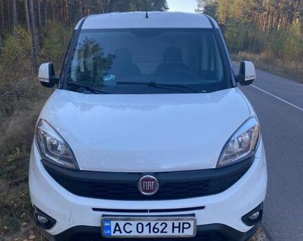 Белый Фиат Добло, объемом двигателя 1.25 л и пробегом 206 тыс. км за 7300 $, фото 1 на Automoto.ua