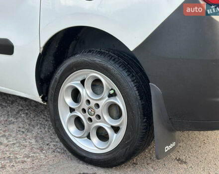 Білий Фіат Добло, об'ємом двигуна 1.25 л та пробігом 244 тис. км за 7150 $, фото 37 на Automoto.ua