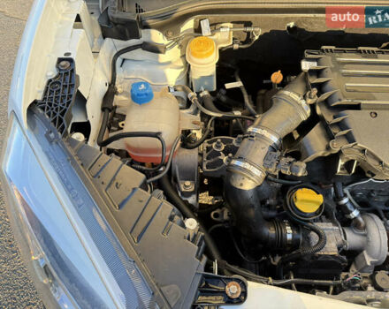 Белый Фиат Добло, объемом двигателя 1.25 л и пробегом 352 тыс. км за 6900 $, фото 21 на Automoto.ua